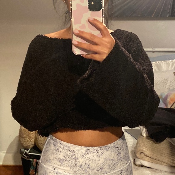 Black cropped Sherpa teddy top XS-S - Picture 1 of 3